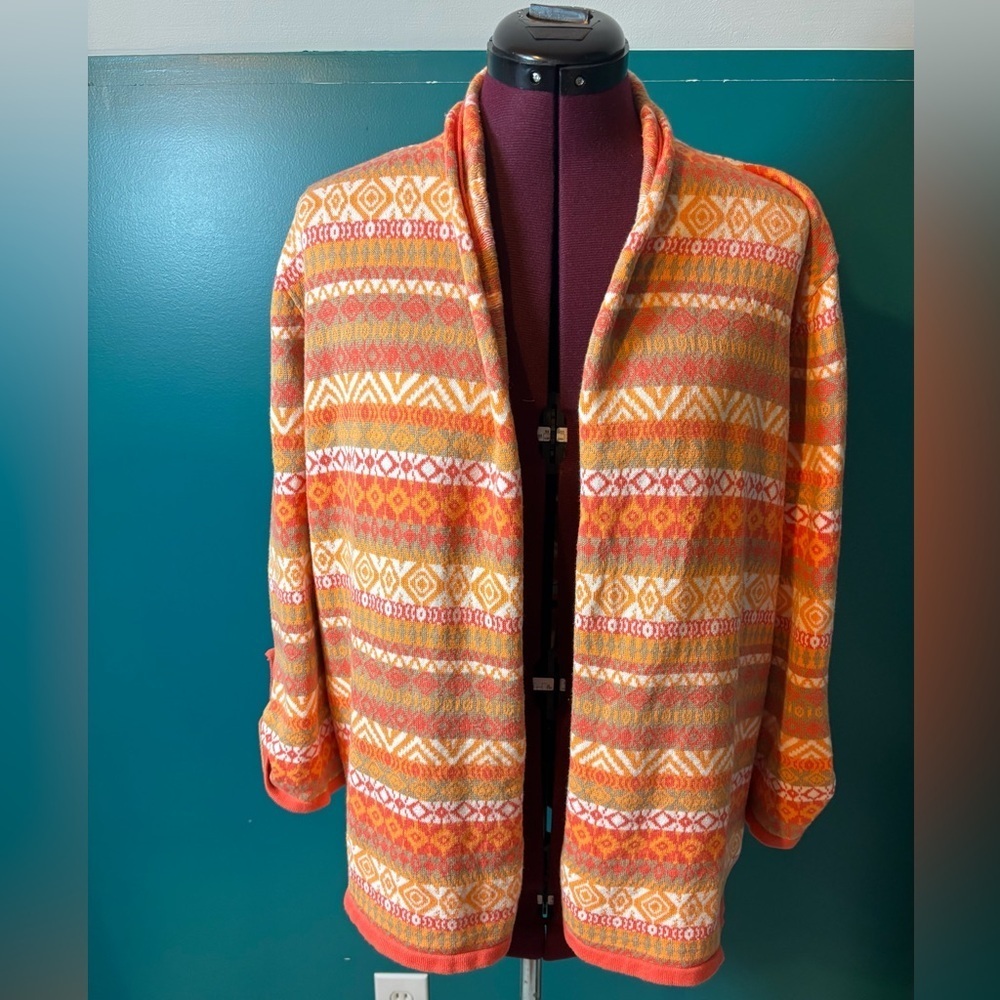Hearts of Palm Women’s Patterned Sweater Cardigan
